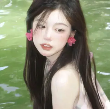 何女士